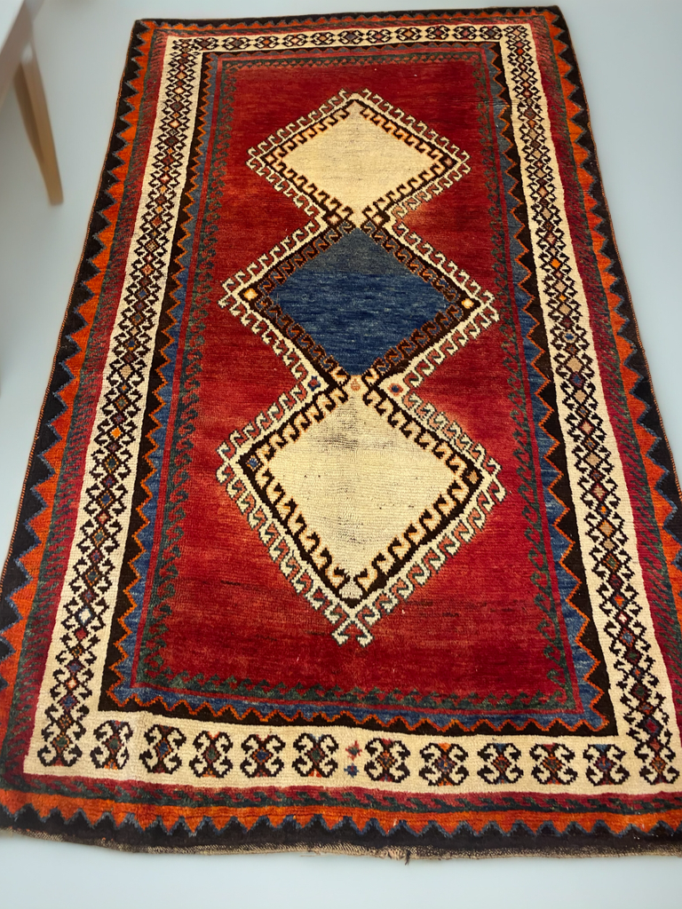 Vintage Persian Handmade Rugs – Authentic & Elegant