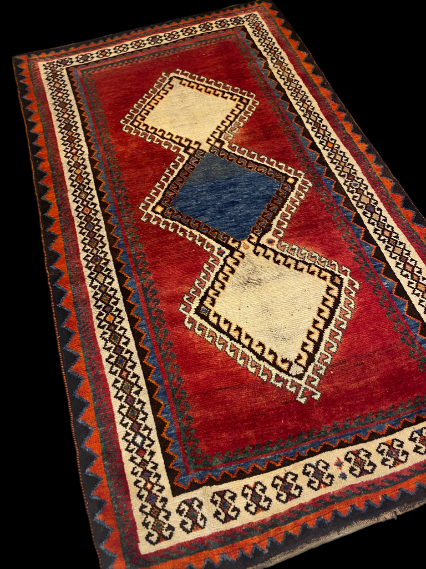 Vintage Persian Handmade Rugs – Authentic & Elegant