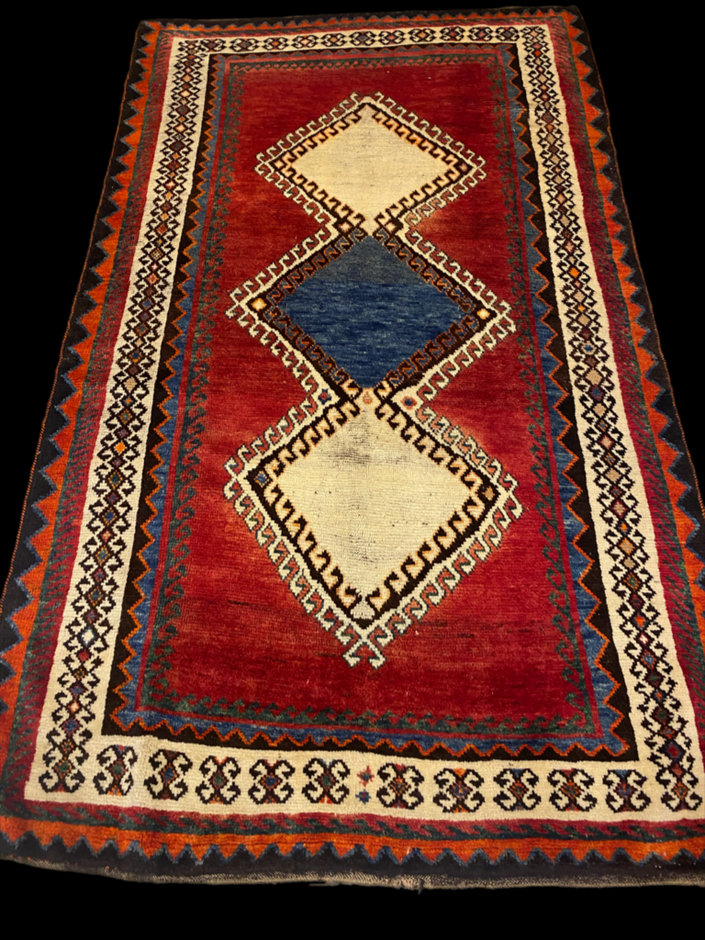 Vintage Persian Handmade Rugs – Authentic & Elegant