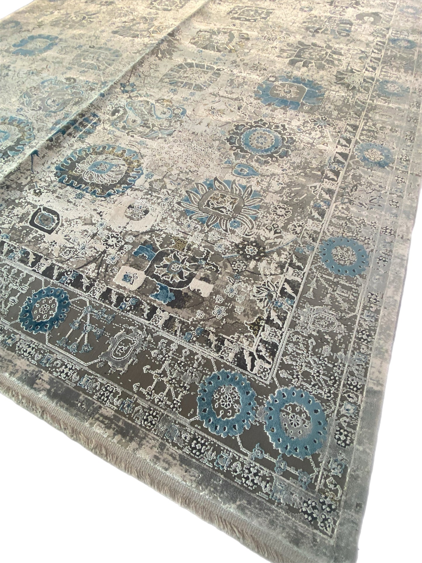 Modern Persian Carpets 2– Contemporary carpets