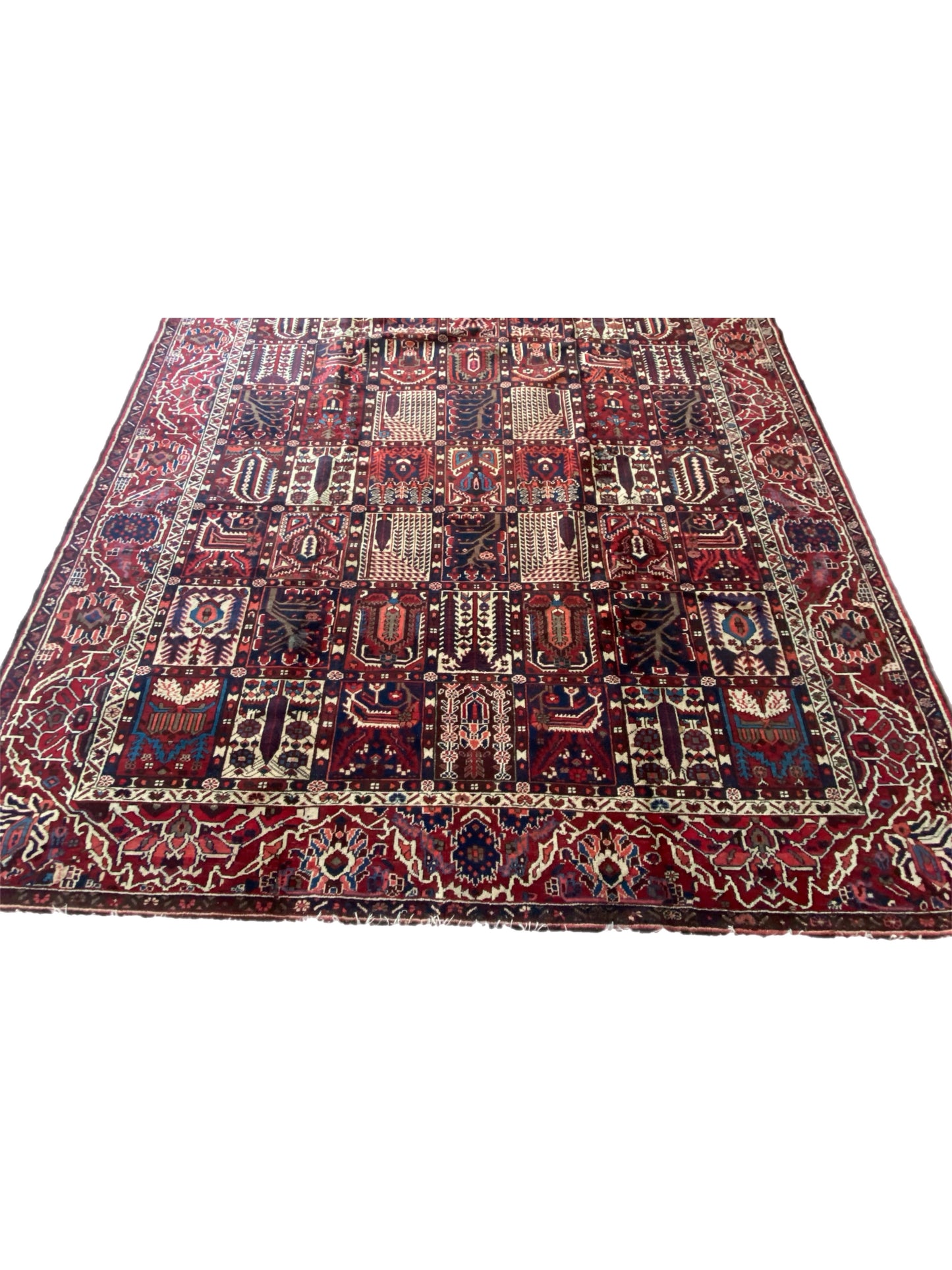 Handmade Persian Carpets – Traditional Designs