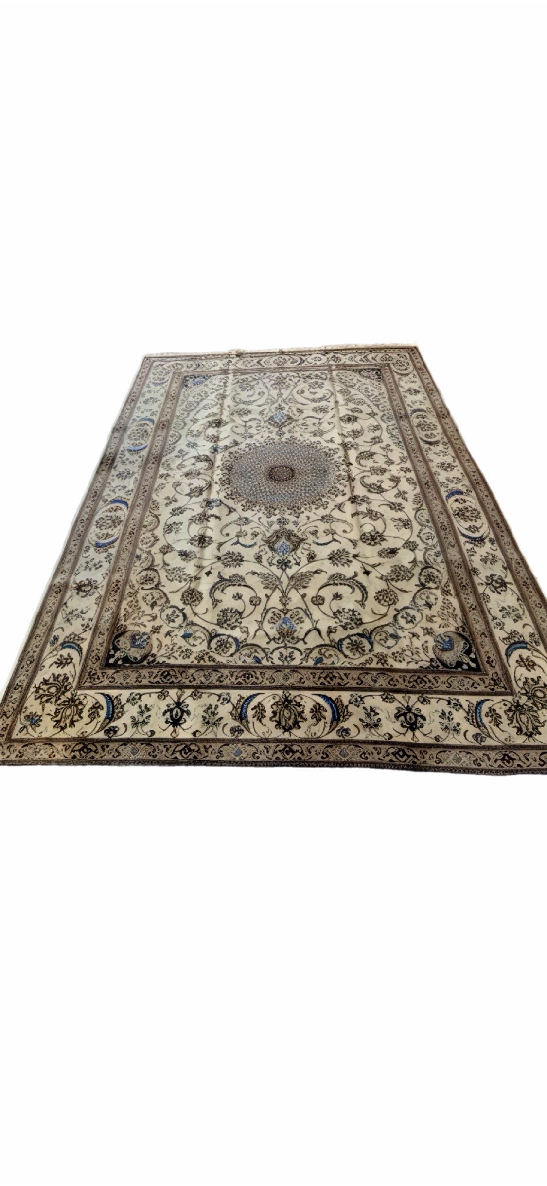 Handmade Persian Carpets – Traditional Designs