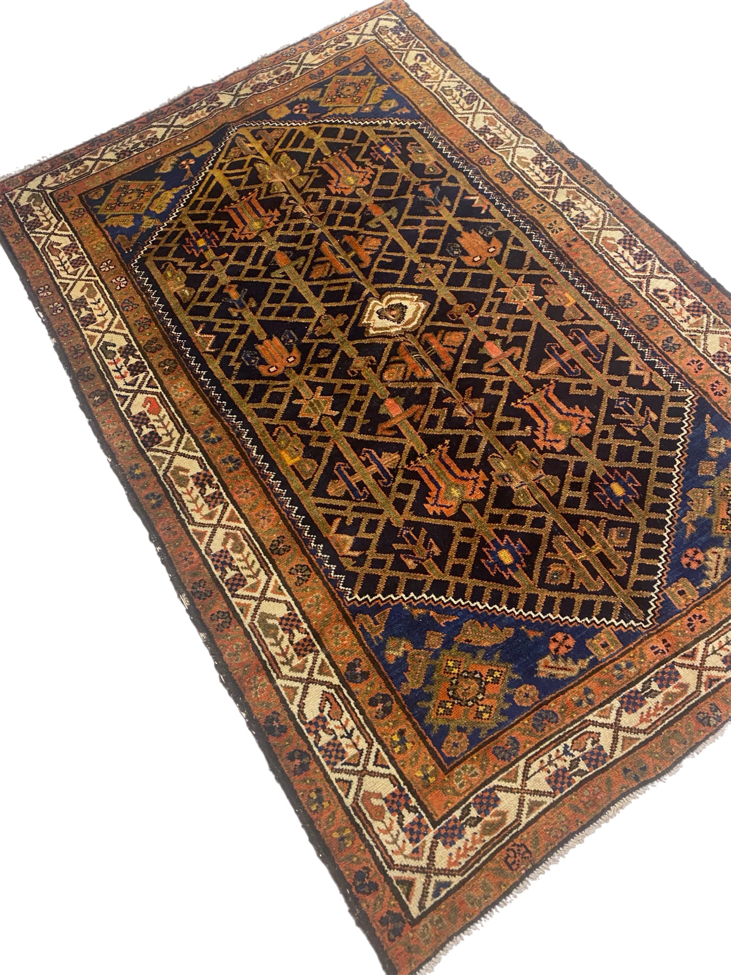 Vintage Persian Handmade Rugs – Authentic & Elegant