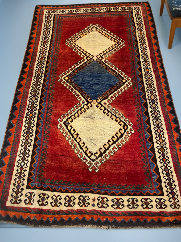 Vintage Persian Handmade Rugs – Authentic & Elegant