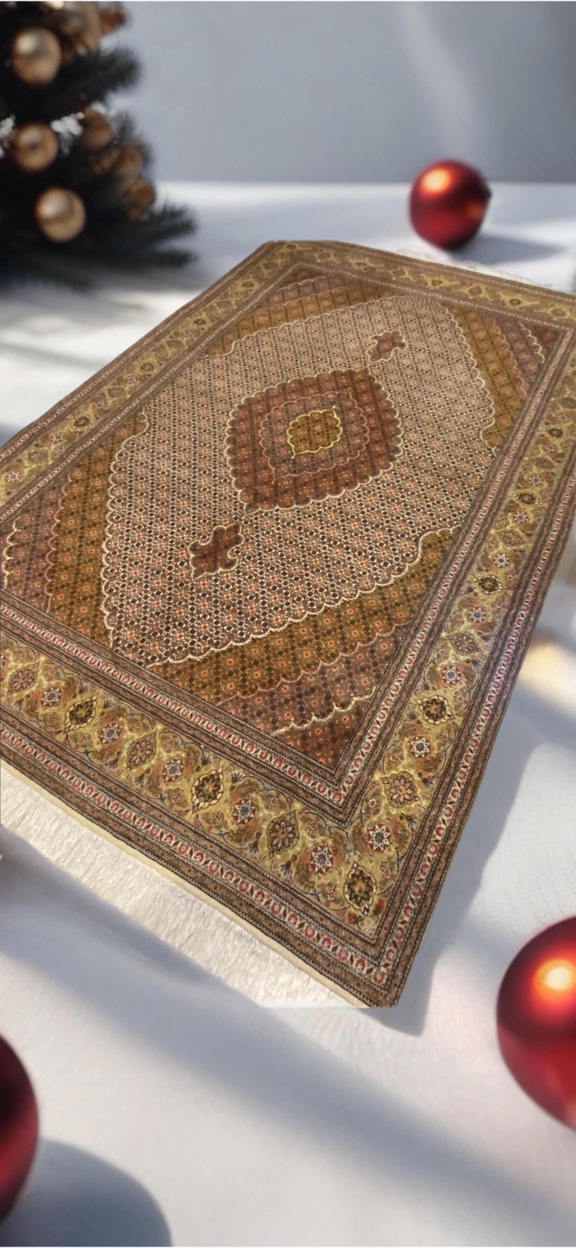 Handmade Persian Carpets – Traditional Designs