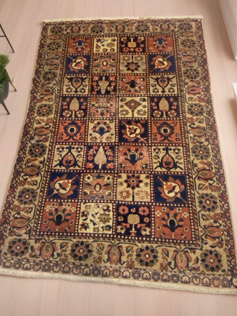 Vintage Persian Handmade Rugs – Authentic & Elegant
