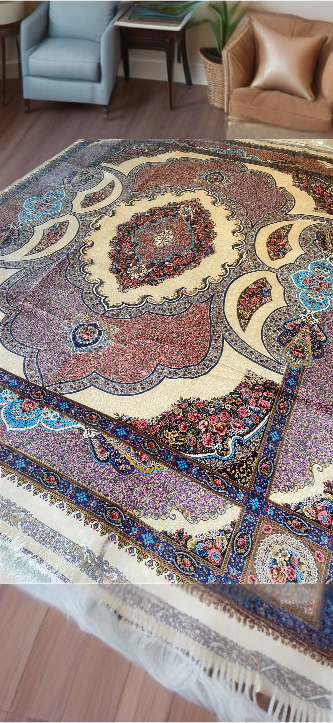 Luxury Persian Silk Carpets